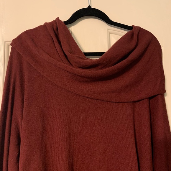 marroon high low sweater with a tunic ! - Picture 2 of 4